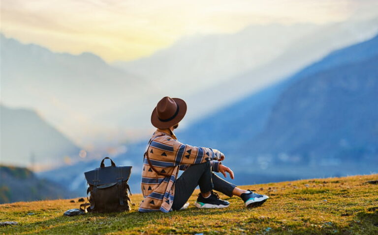 The Elsewhere Feeling: Why My Mind Wanders and Why I Let It